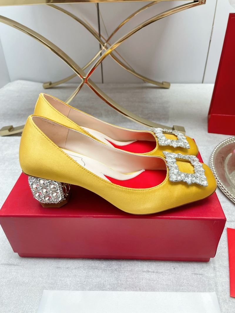 Roger Vivier flat shoes